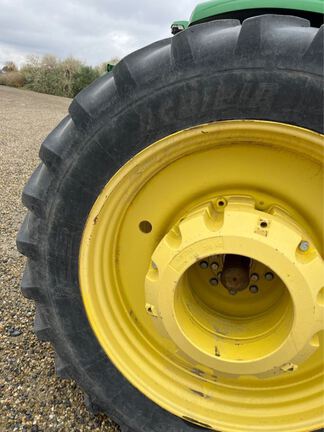 2019 John Deere 8370R Tractor