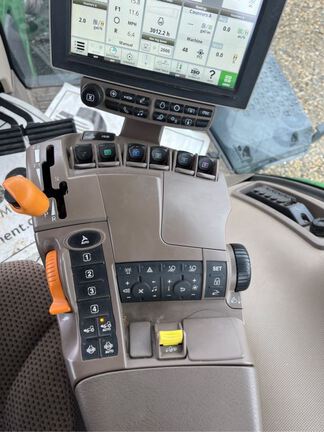 2019 John Deere 8370R Tractor