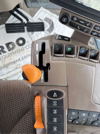 2019 John Deere 8370R Tractor