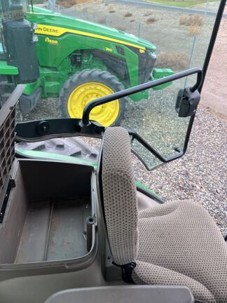 2019 John Deere 8370R Tractor