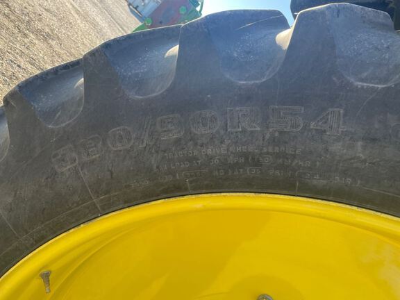 2022 John Deere 8R 250 Tractor