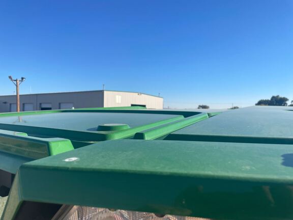 2022 John Deere 8R 250 Tractor