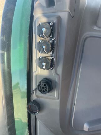 2022 John Deere 8R 250 Tractor