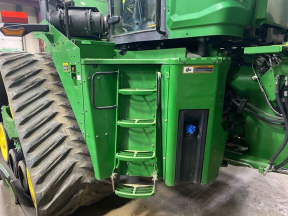 2022 John Deere 9RX 590 Tractor Rubber Track