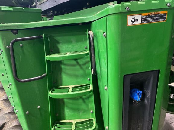 2022 John Deere 9RX 590 Tractor Rubber Track