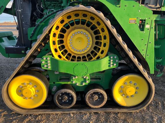 2022 John Deere 9RX 590 Tractor Rubber Track