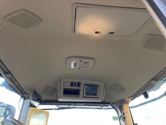 2022 John Deere 9RX 590 Tractor Rubber Track