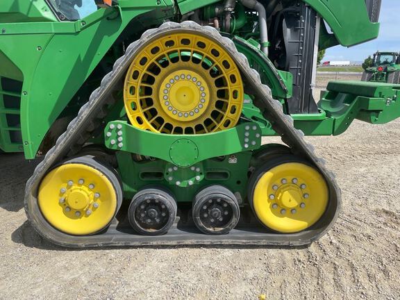 2022 John Deere 9RX 590 Tractor Rubber Track