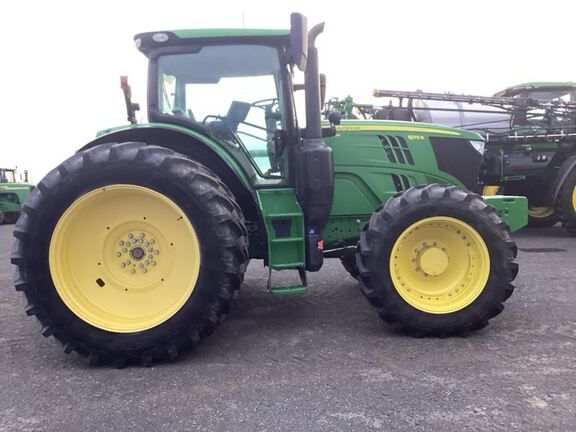 2022 John Deere 6175R Tractor