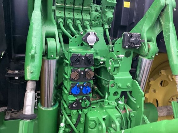 2022 John Deere 6175R Tractor