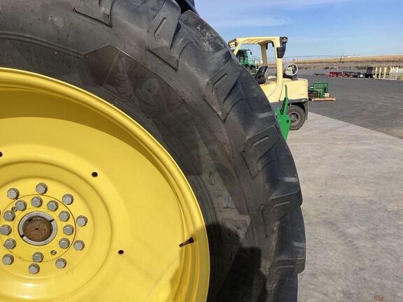 2022 John Deere 6175R Tractor