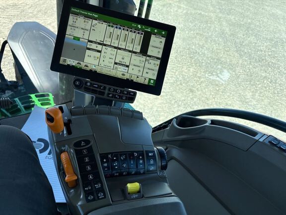 2024 John Deere 7R 310 Tractor