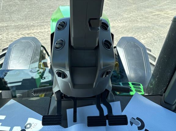 2024 John Deere 7R 310 Tractor