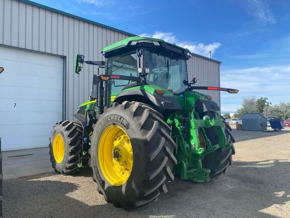 2024 John Deere 7R 310 Tractor