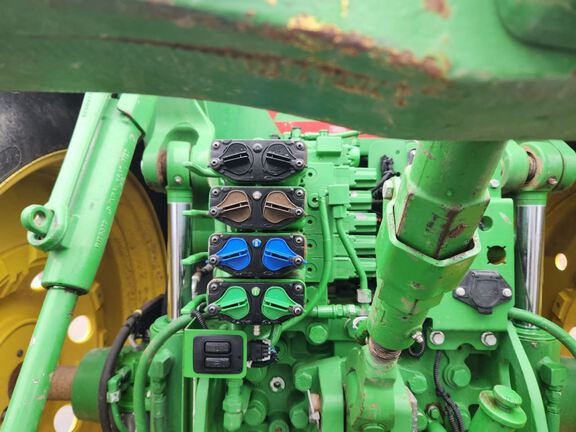 2018 John Deere 7230R Tractor