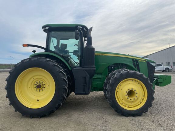2015 John Deere 8345R Tractor