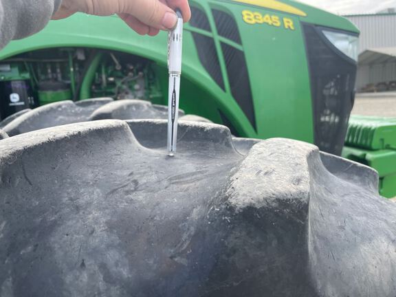 2015 John Deere 8345R Tractor