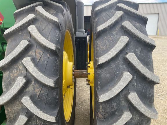 2015 John Deere 8345R Tractor