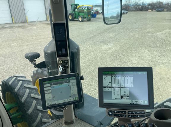 2015 John Deere 8345R Tractor