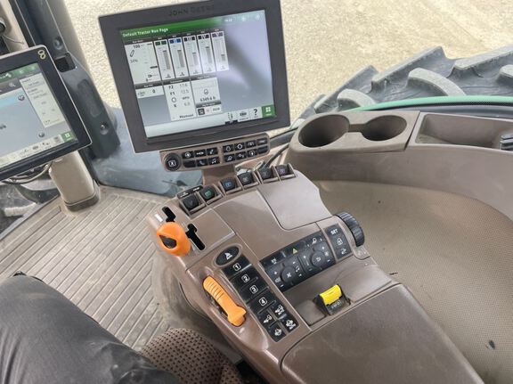 2015 John Deere 8345R Tractor