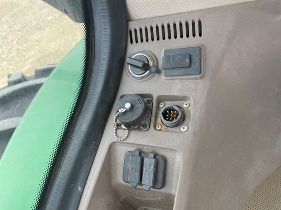 2015 John Deere 8345R Tractor