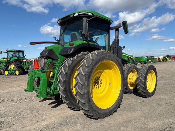 2022 John Deere 8R 340 Tractor