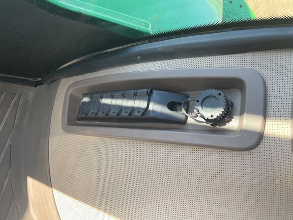 2020 John Deere 9620RX Tractor Rubber Track