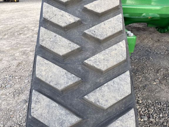 2025 John Deere 8RX 410 Tractor Rubber Track