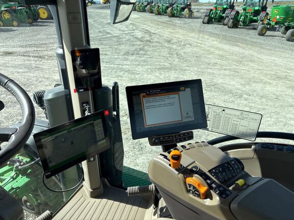 2025 John Deere 8RX 410 Tractor Rubber Track