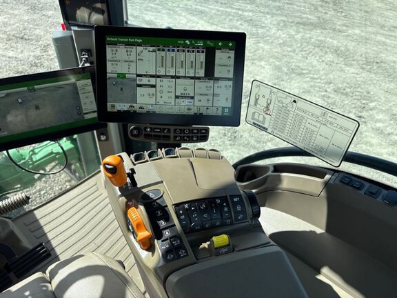 2025 John Deere 8RX 410 Tractor Rubber Track