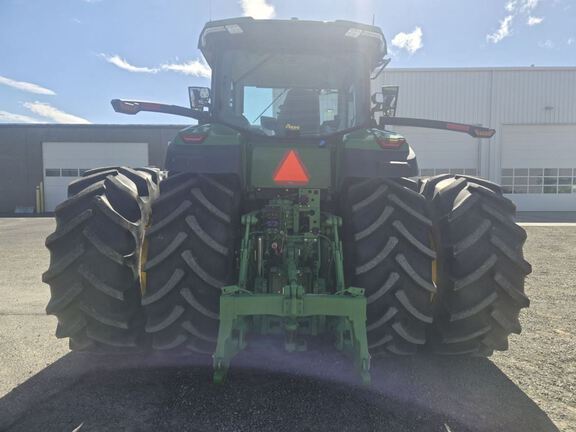 2022 John Deere 7R 250 Tractor