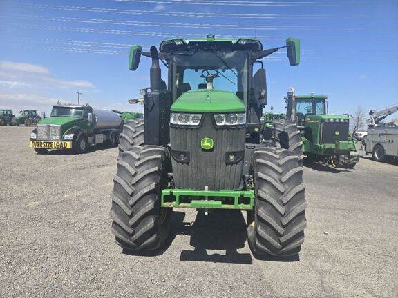 2022 John Deere 7R 250 Tractor