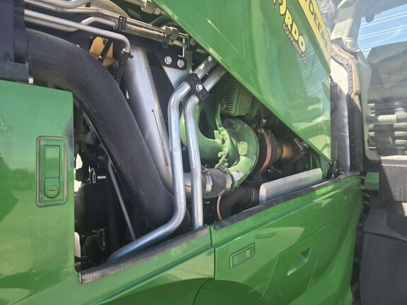 2022 John Deere 7R 250 Tractor