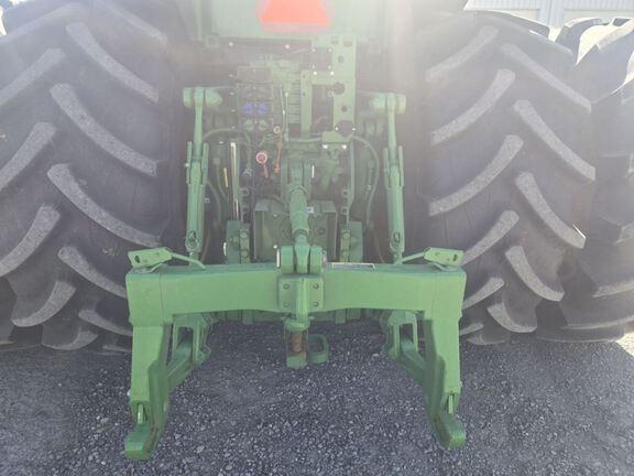 2022 John Deere 7R 250 Tractor