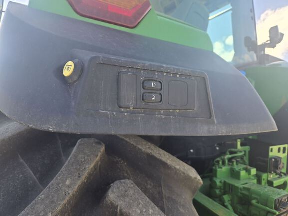 2022 John Deere 7R 250 Tractor