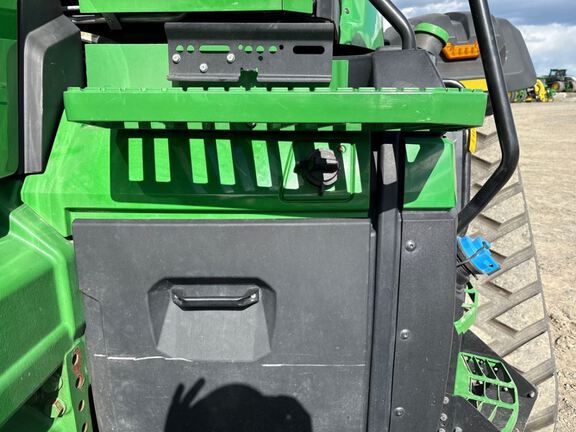 2025 John Deere 8RX 410 Tractor Rubber Track
