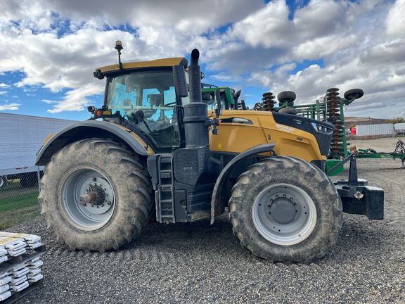 2018 AGCO 1038 Tractor