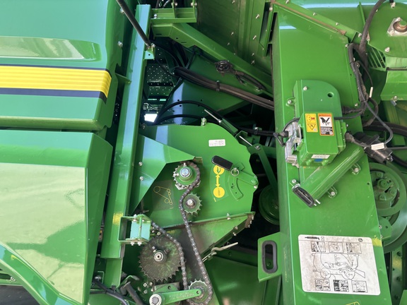 2022 John Deere S780 Combine