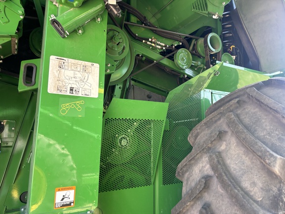 2022 John Deere S780 Combine