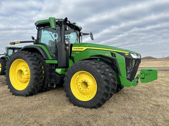 2023 John Deere 8R 310 Tractor