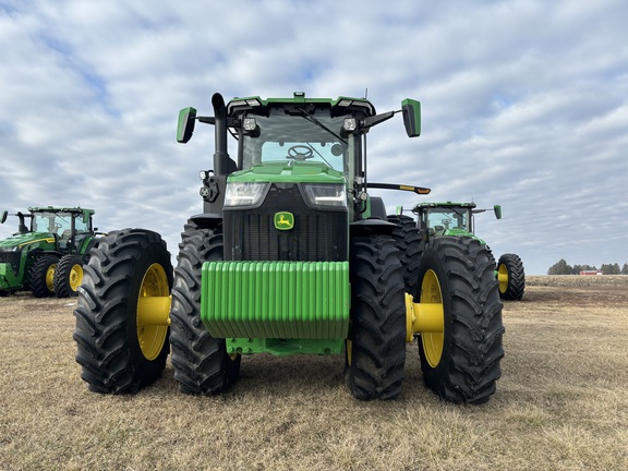 2023 John Deere 8R 310 Tractor