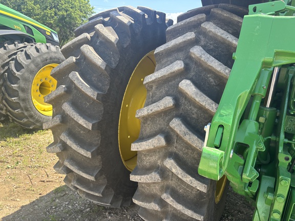 2023 John Deere 8R 230 Tractor