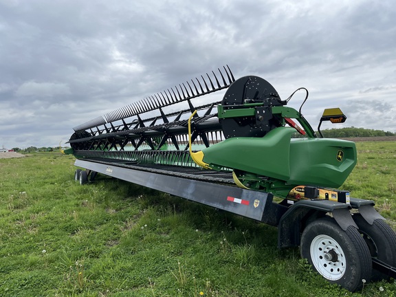 2023 John Deere RD45F Header Combine