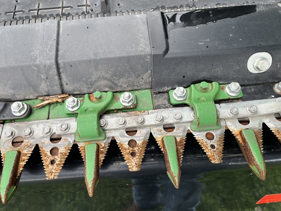 2023 John Deere RD45F Header Combine