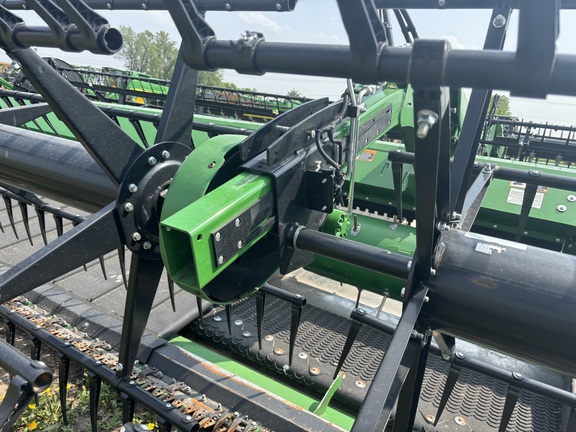 2021 John Deere RD45F Header Combine