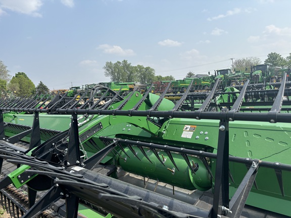 2021 John Deere RD45F Header Combine