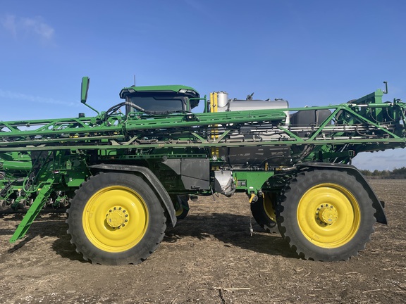 2023 John Deere 616R Sprayer/High Clearance