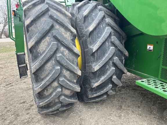 2023 John Deere S790 Combine