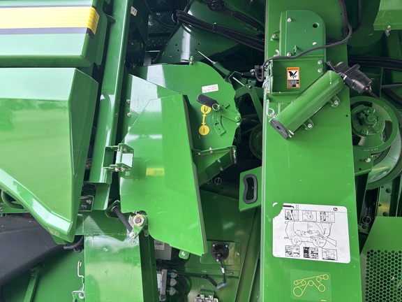 2023 John Deere S790 Combine