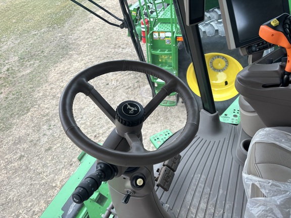 2023 John Deere S790 Combine